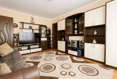 Apartament cu 3 camere decomandat în Dacia - 8