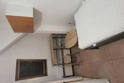 Garsonieră decomandată în Complex Studențesc