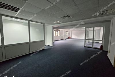 Spațiu comercial, de 180 mp, în Central - 8