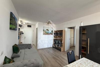 Apartament cu 3 camere semidecomandat în Take Ionescu