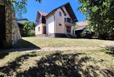 Casă cu 4 camere în Horpaz