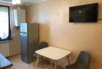 Garsonieră decomandată în Central