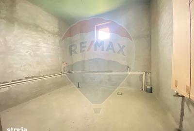 Casă cu 6 camere cu Teren 1400 Mp în Blăjel - 3