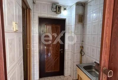 Garsonieră semidecomandată în Războieni