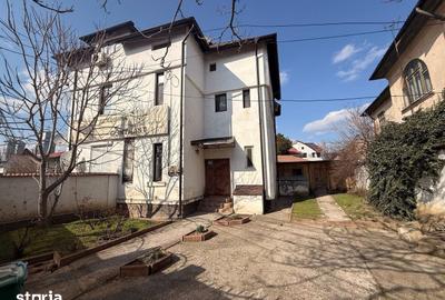 Casă cu 5 camere cu Teren 155 Mp în Central - 3
