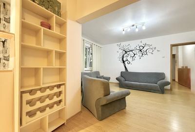 Apartament cu 3 camere semidecomandat, mobilat în Circumvalațiunii - 1