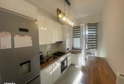 Apartament cu 2 camere decomandat în Central