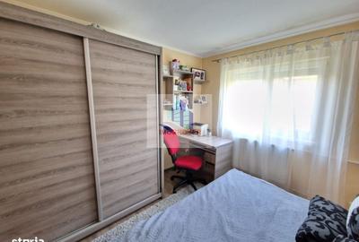 Apartament cu 3 camere decomandat în Rogerius