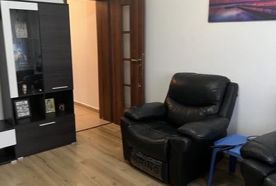 Apartament cu 2 camere decomandat în Ozana