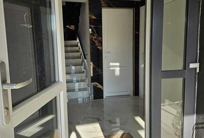 Apartament cu 3 camere decomandat în Prelungirea Ghencea