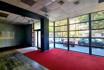 Spațiu comercial, de 160 mp, în Complex Studențesc
