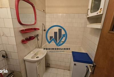 Apartament cu 3 camere în Craiovei - 3
