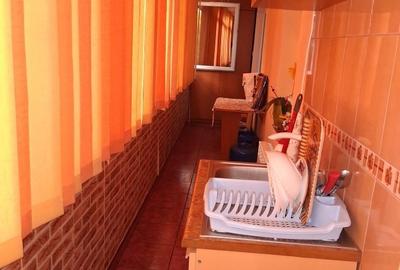 Apartament cu 3 camere decomandat în Porțile de Fier II