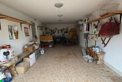 Casă cu 9 camere cu Teren 1461 Mp în Snagov - 2