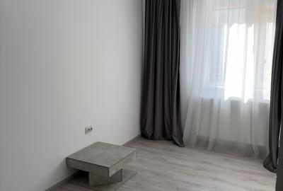 Apartament cu 3 camere nedecomandat în Central