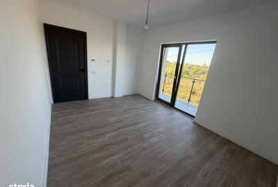 Casă cu 4 camere cu Teren 290 Mp în Central