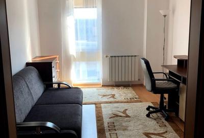 Apartament cu 3 camere decomandat în Ghiroda