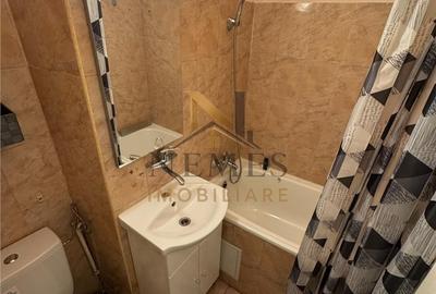 Apartament cu 2 camere nedecomandat în Săsar - 5