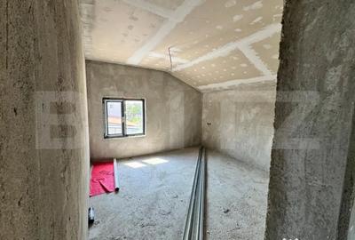 Casă cu 4 camere cu Teren 500 Mp în Central