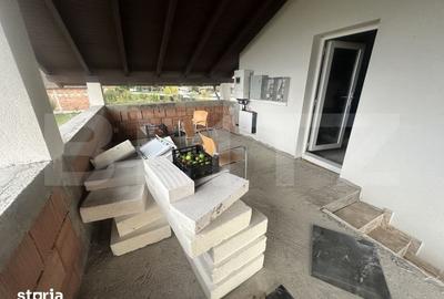 Casă cu 3 camere cu Teren 3600 Mp în Central
