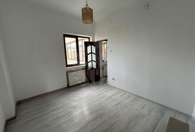 Spațiu comercial, de 160 mp, în Central