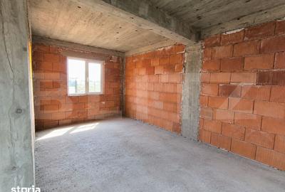 Casă cu 3 camere cu Teren 486 Mp în Central