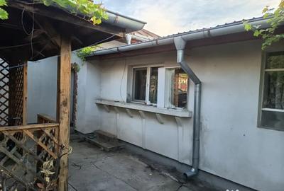 Casă cu 4 camere în Central - 5