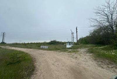 Teren de 46000 mp, în Central - 1