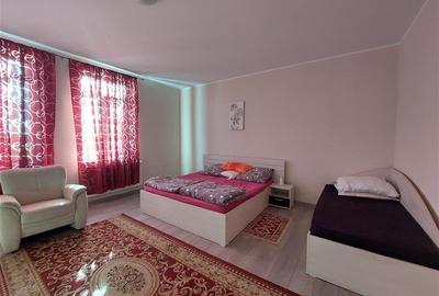 Casă individuală cu 7 camere cu Canalizare în Central - 2