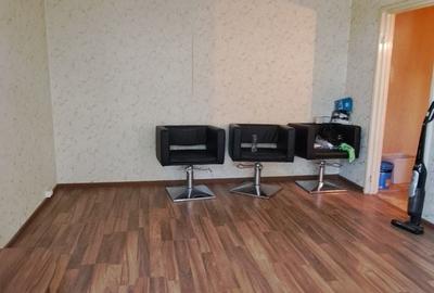 Apartament cu 4 camere decomandat în Ozana