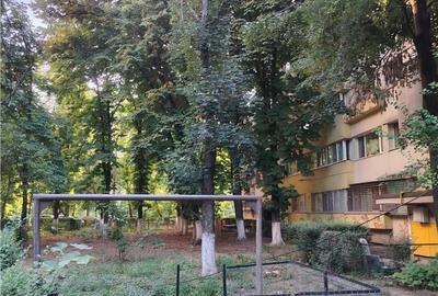 Apartament cu 2 camere semidecomandat în Bucureștii Noi