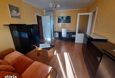 Apartament cu 2 camere semidecomandat în Centrul Civic