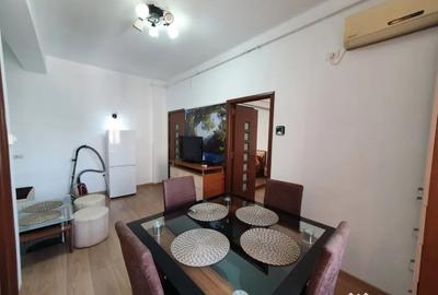 Apartament cu 2 camere semidecomandat în Universitate