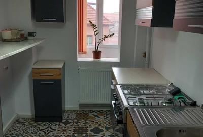 Apartament cu 2 camere în Complex Studențesc