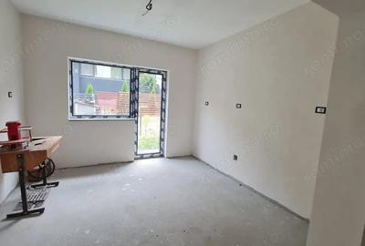Casă cu Teren 345 Mp în Central - 3