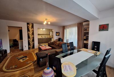 Apartament cu 2 camere semidecomandat, mobilat în Florești