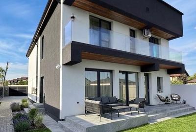 Casă cu 7 camere cu Teren 400 Mp în Domnești