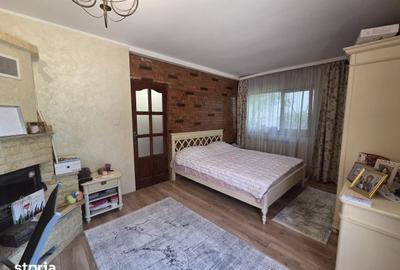 Casă cu 4 camere decomandat cu Teren 550 Mp în Vânători - 11