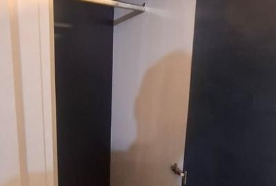 Apartament cu 3 camere semidecomandat în Crângași