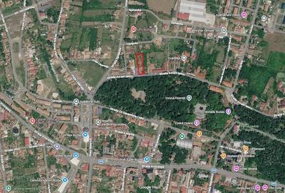 Casă cu Teren 1900 Mp în Central