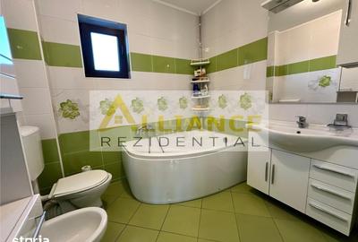 Casă cu 5 camere cu Teren 80 Mp în Central