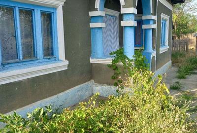 Teren de 3700 mp, în Iazurile - 5