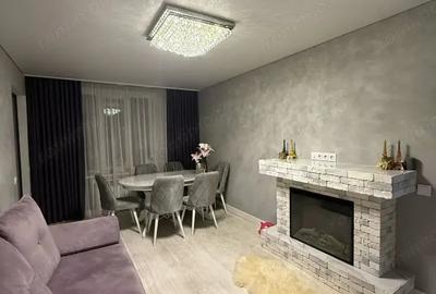 Apartament cu 3 camere decomandat în Unirii