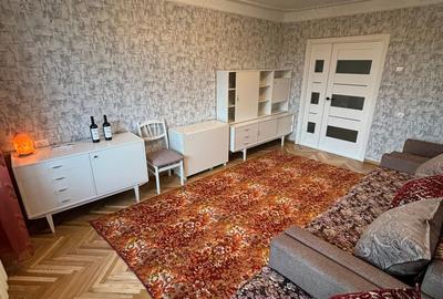 Apartament cu 3 camere în Berceni - 2