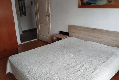 Apartament cu 2 camere decomandat în Central - 2