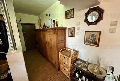 Apartament cu 4 camere semidecomandat în Central - 4