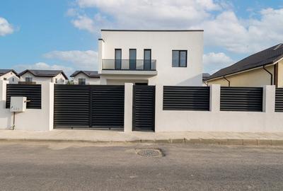 Casă cu 5 camere cu Canalizare în Pantelimon