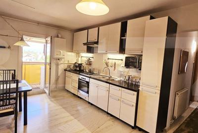 Apartament cu 3 camere decomandat în Central - 6