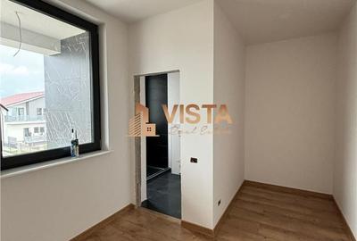 Casă cu 4 camere cu Teren 500 Mp în Sânpetru