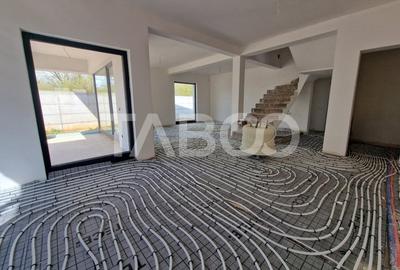 Casă individuală cu 5 camere cu Canalizare în Șelimbăr - 5